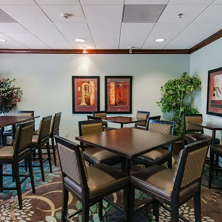 Staybridge Suites Wilmington East By Ihg
